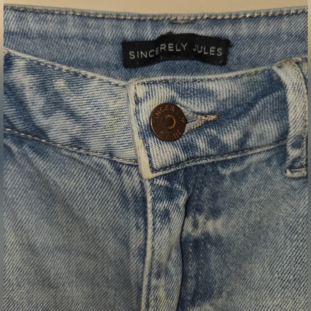 Sincerely Jules Denim Frayed Hem Cut Off Shorts Daisy Dukes Size 5/27 - Picture 3 of 4